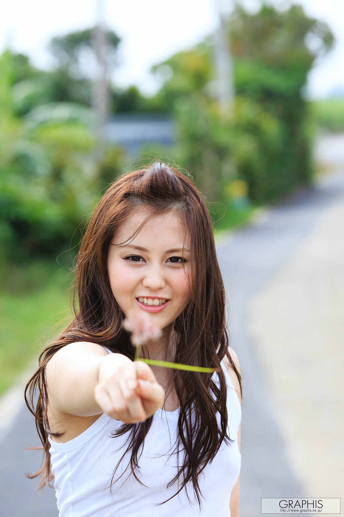 Beni Itoh 伊東紅 – Graphis First Gravure - P2