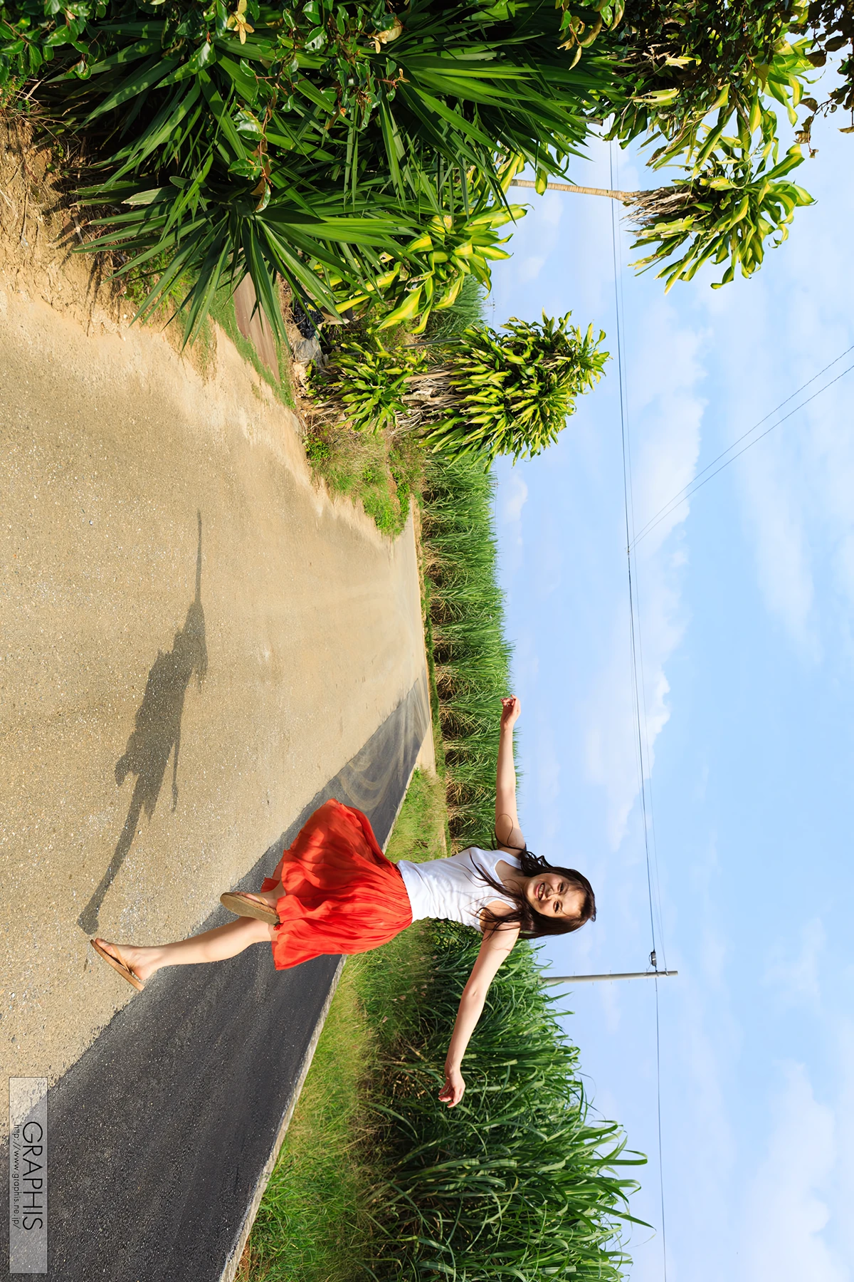 Beni Itoh 伊東紅 – Graphis First Gravure - P4
