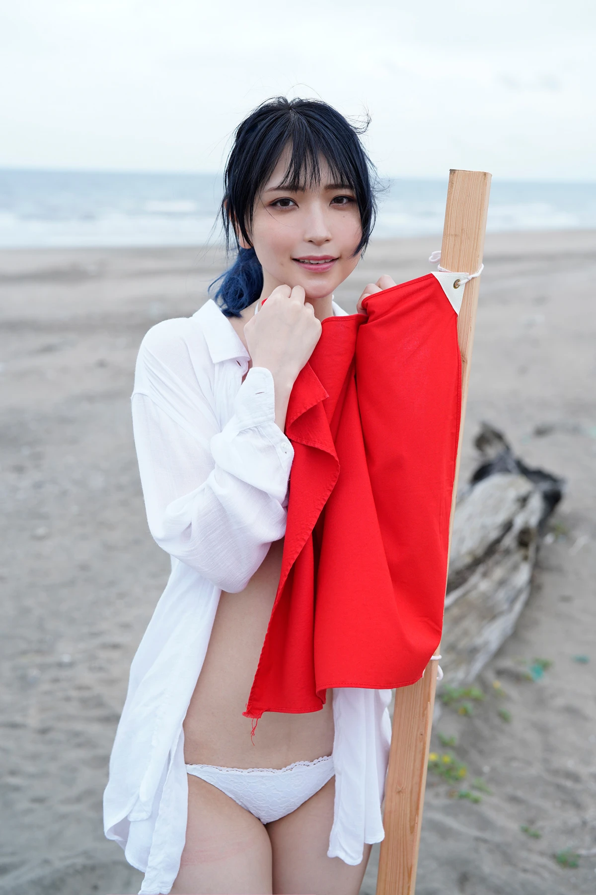 Marina Amatsu あまつまりな – ヤングチャンピオンデジグラ 「あまつ様の向う側」 - P57