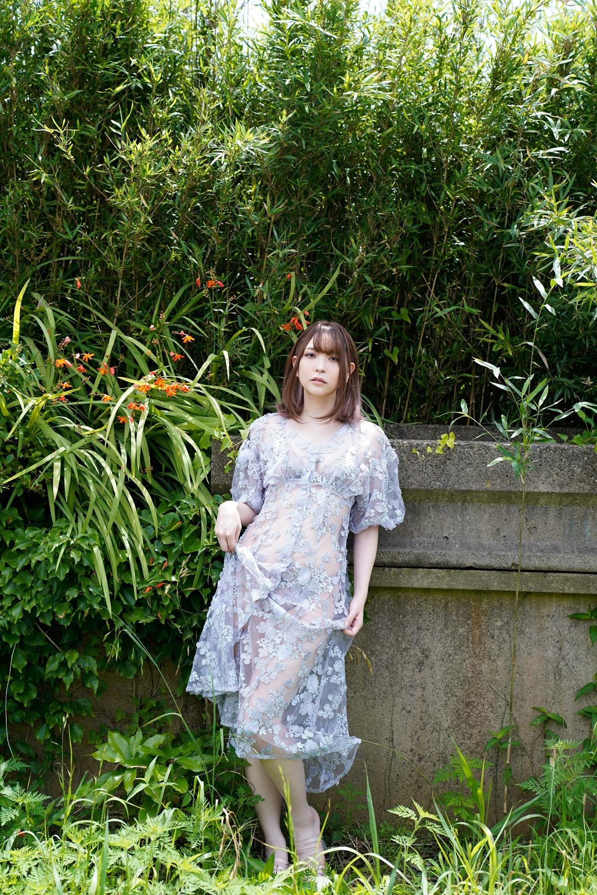 Marina Amatsu あまつまりな – ヤングチャンピオンデジグラ 「あまつ様の向う側」 - P5