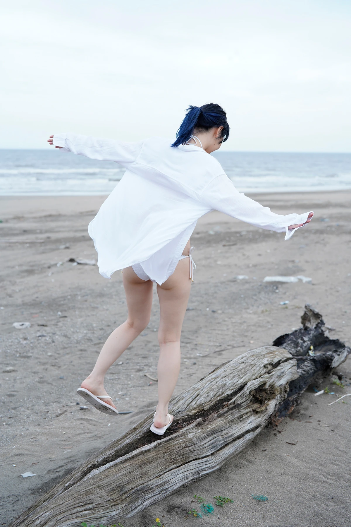 Marina Amatsu あまつまりな – ヤングチャンピオンデジグラ 「あまつ様の向う側」 - P60