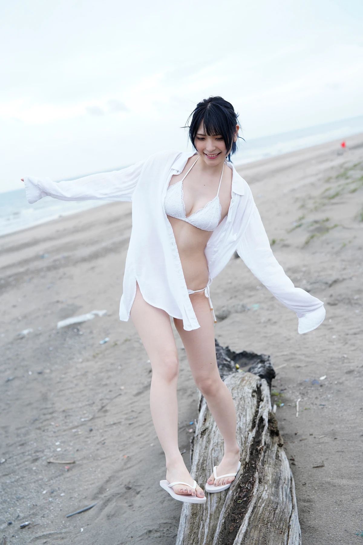 Marina Amatsu あまつまりな – ヤングチャンピオンデジグラ 「あまつ様の向う側」 - P61