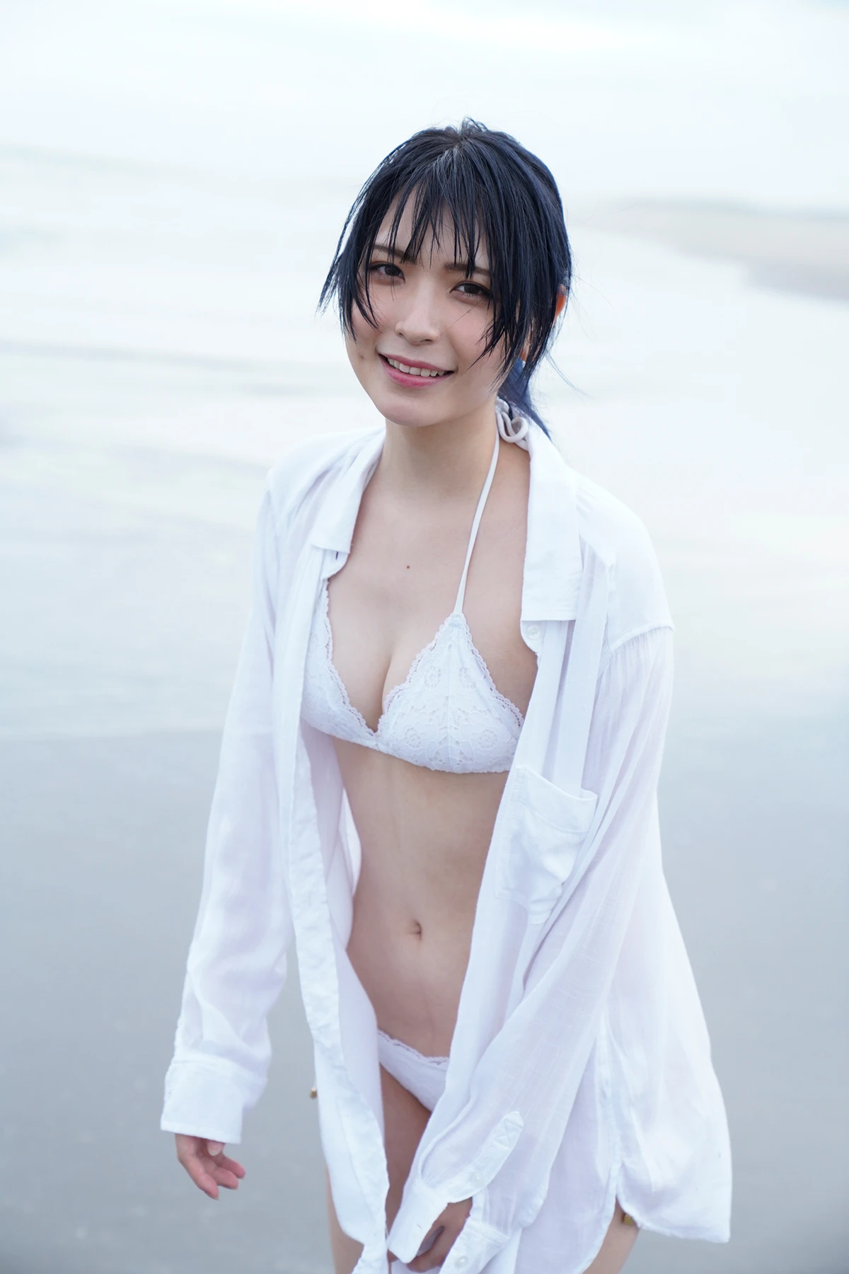 Marina Amatsu あまつまりな – ヤングチャンピオンデジグラ 「あまつ様の向う側」 - P64