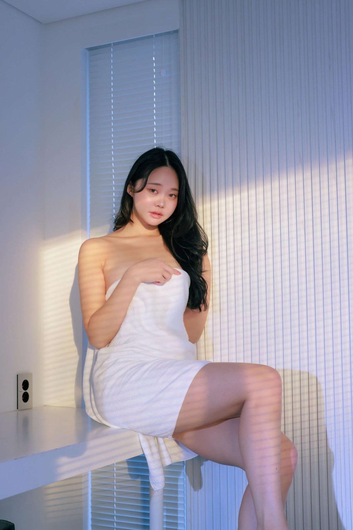 [SWEETBOX] Inah (이나) – SWTB Vol.24 Hello - P83