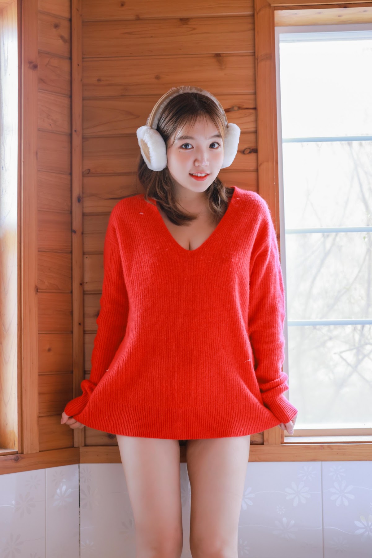 [SWEETBOX] YOONVELY – SWTB Vol.26 – Santa Girl - P39