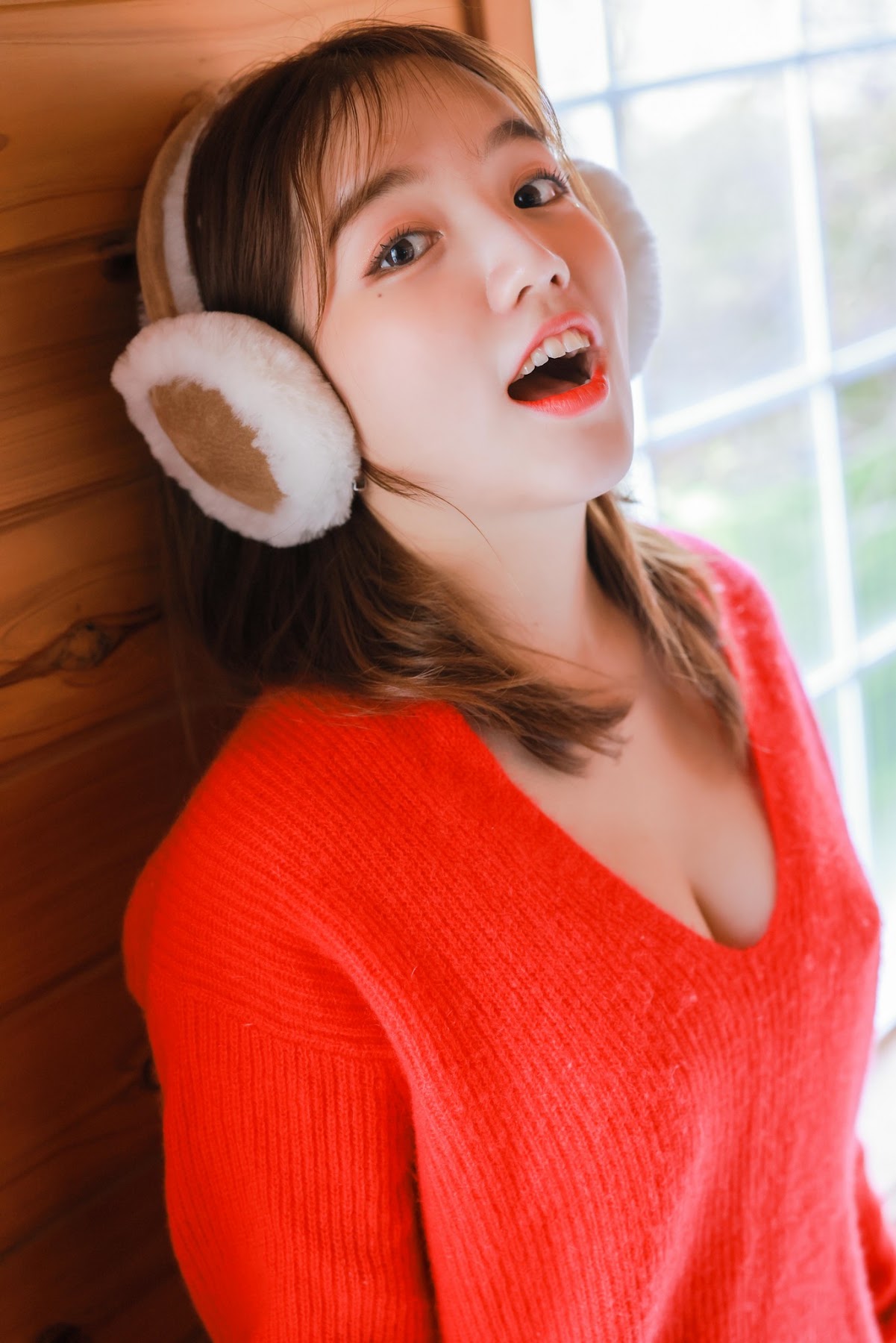 [SWEETBOX] YOONVELY – SWTB Vol.26 – Santa Girl - P42