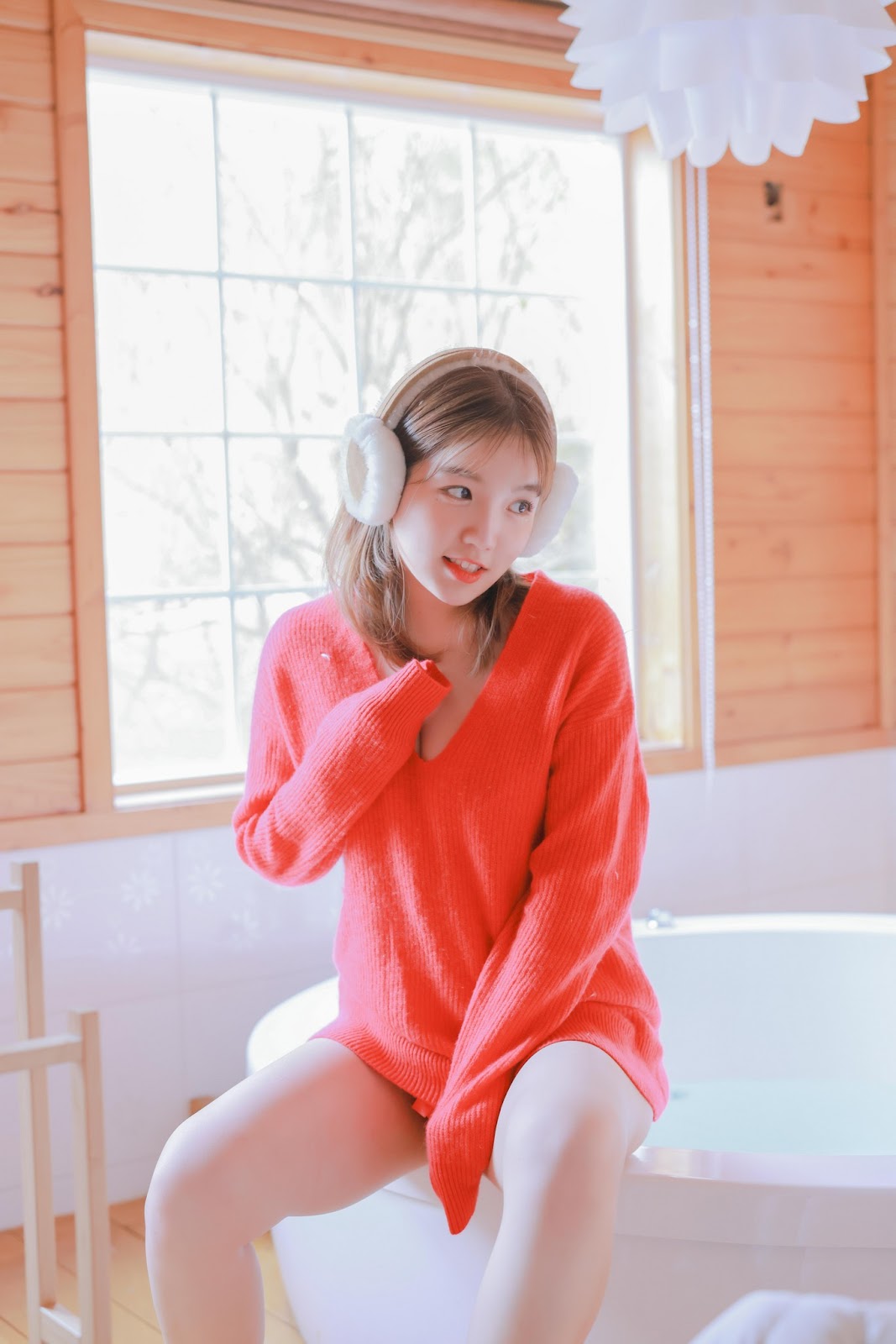 [SWEETBOX] YOONVELY – SWTB Vol.26 – Santa Girl - P46