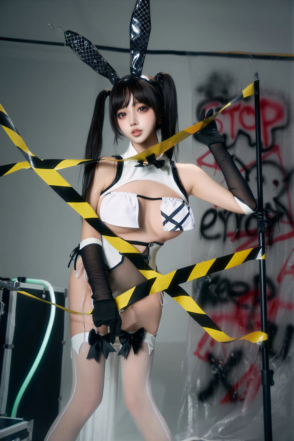 Cosplay 过期米线线喵 – Nikke胜利女神 贝伊闪耀兔女郎 - P63