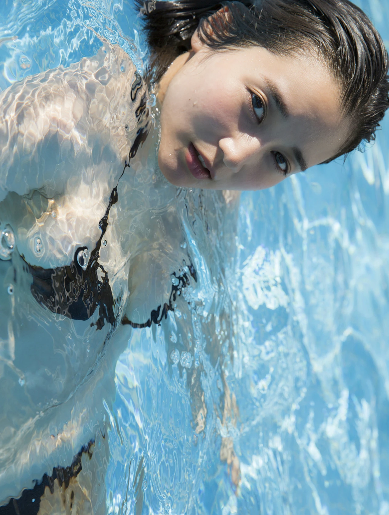 Arisa Deguchi 出口亜梨沙 – FRIDAYデジタル写真集 「あふれる生バスト」 - P8