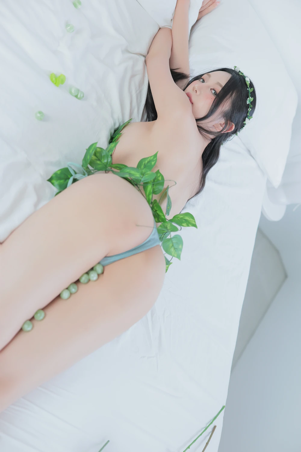 Dongeuran 동그란 – PhotoBook 「Green」 Vol.02 - P32