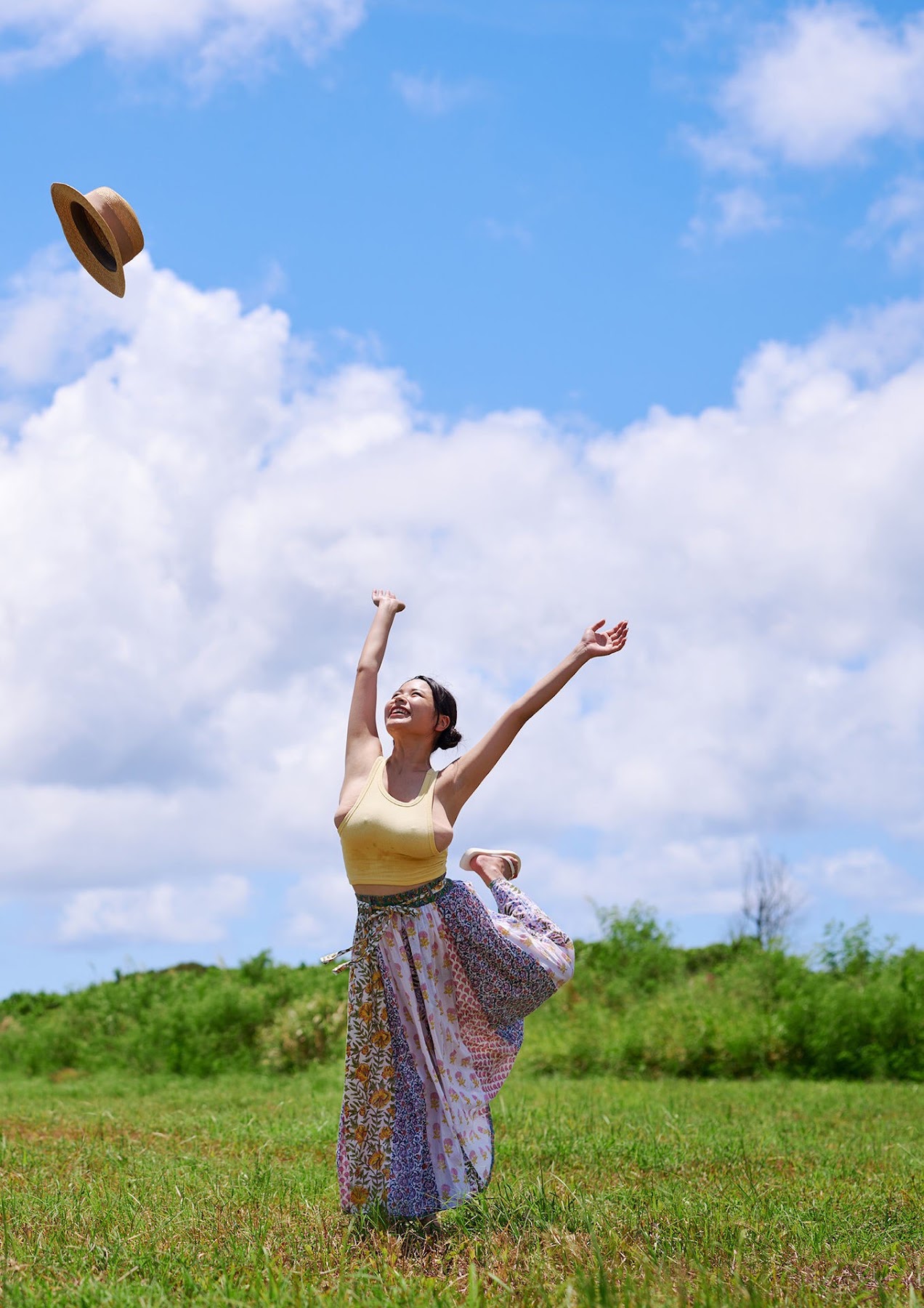 [JP] Tano Yu (田野憂) – 電子版限定30ページ増・インタビュー動画特典付 1st写真集 えるかっぷ。 - P145