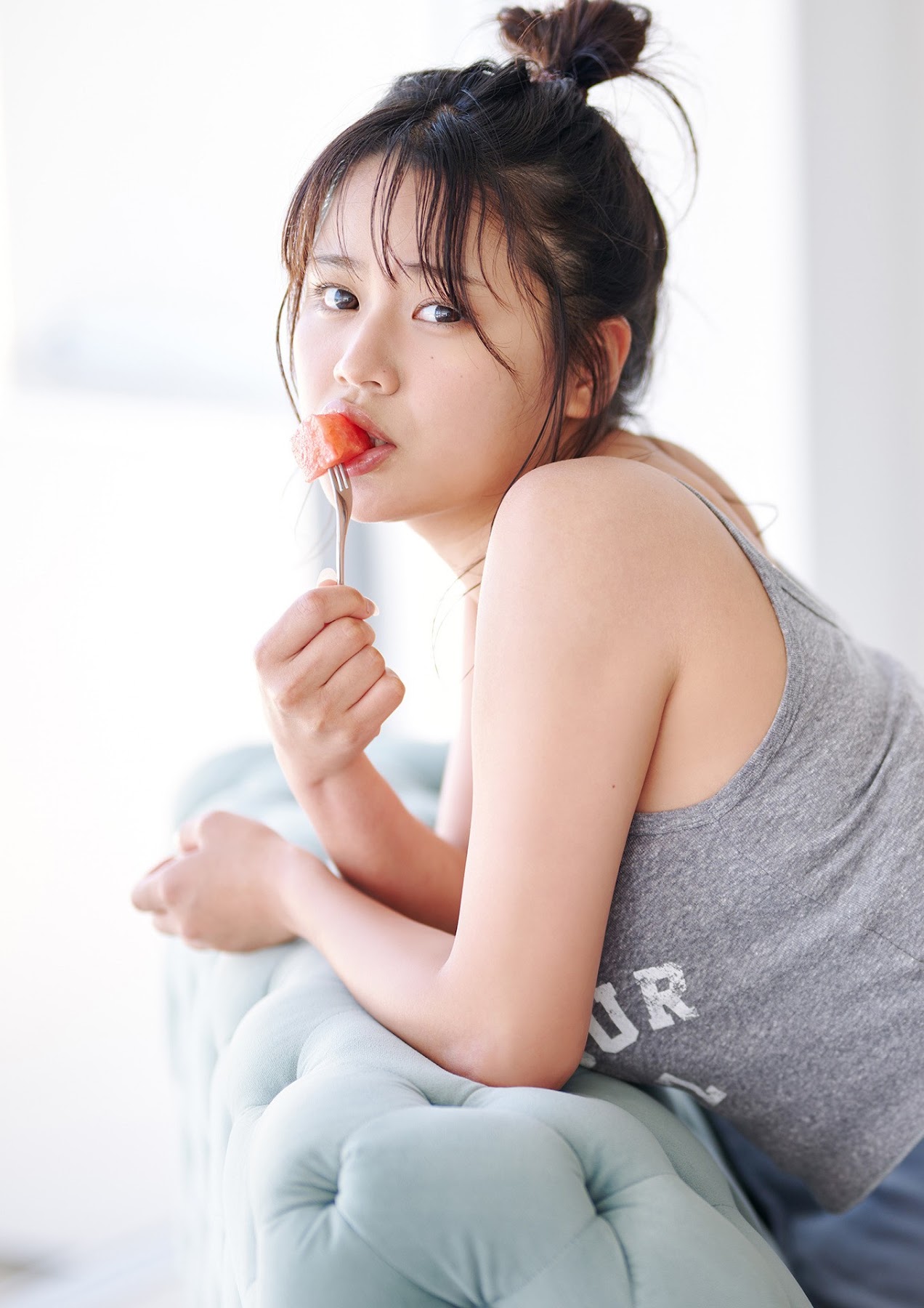 [JP] Tano Yu (田野憂) – 電子版限定30ページ増・インタビュー動画特典付 1st写真集 えるかっぷ。 - P8