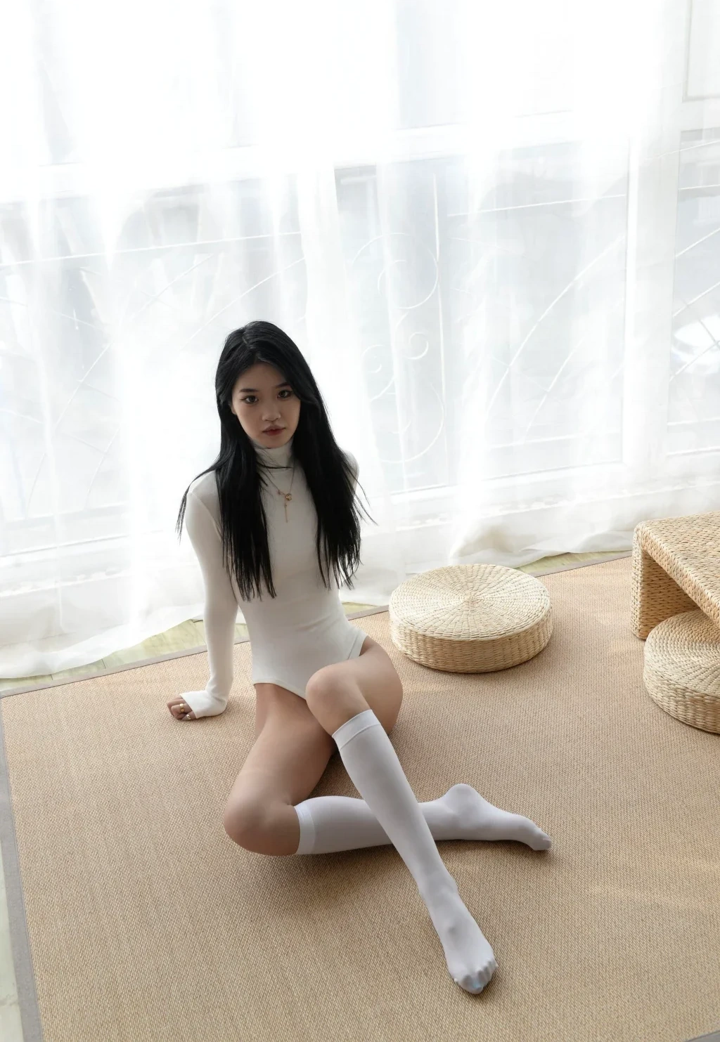 [Private Photoshoot] 小雅kemi: R18 行X模特 白丝长腿美鲍 全尺度私拍 (463 photos)