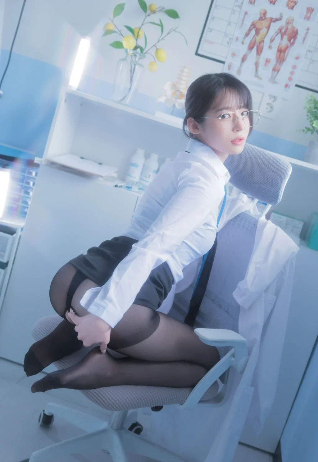 Yeha (예하): School Nurse (219 photos) - P2
