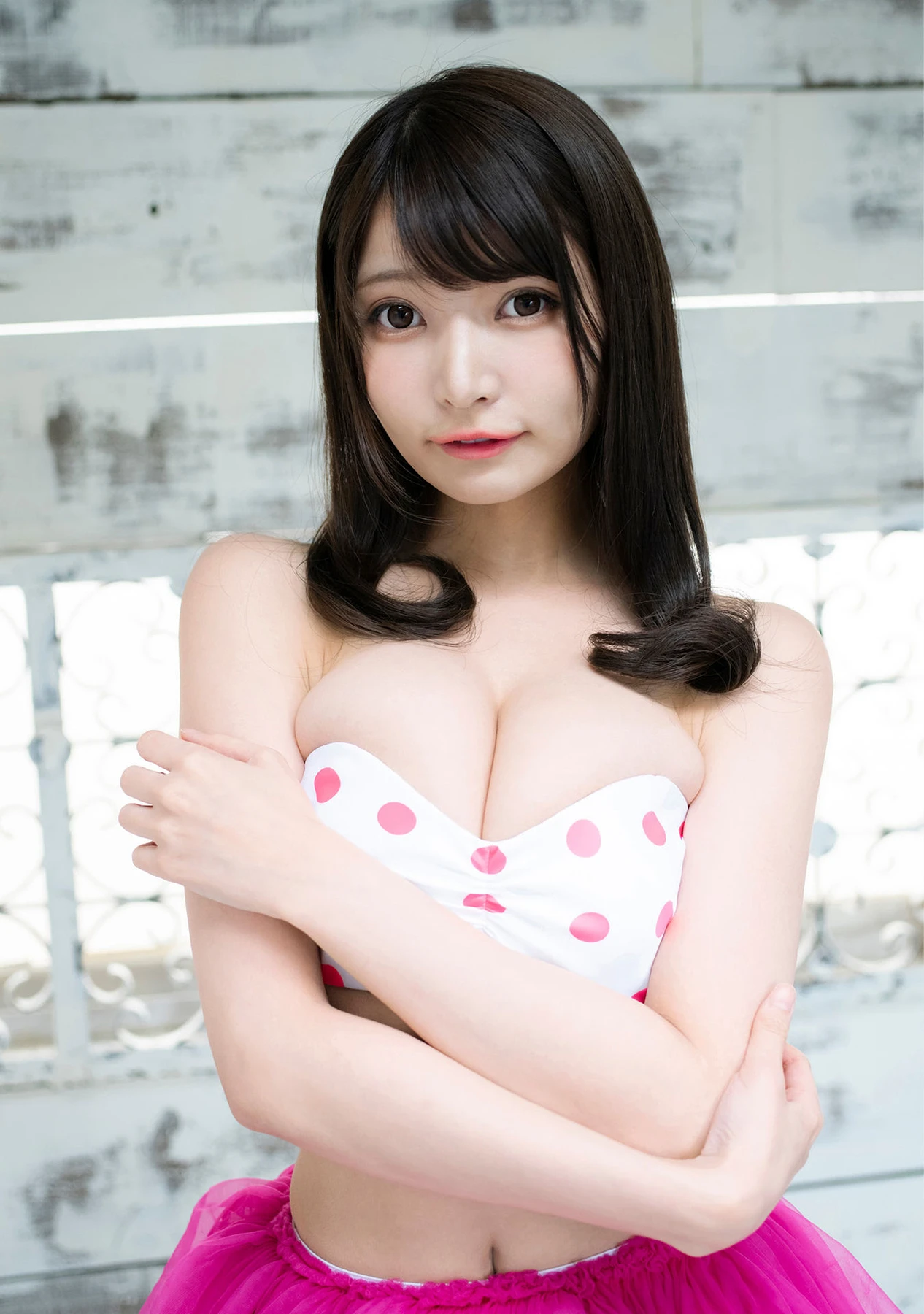 Sayaka Nitori 似鳥沙也加 – ハレム フェチグラビア 「creamy.」 - P4