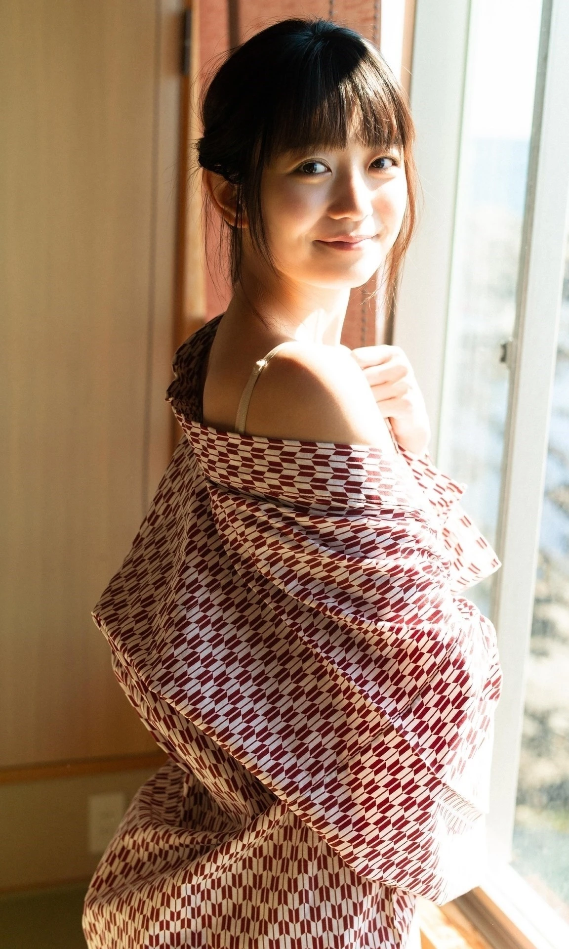 Suzuka Morita 森田涼花 – 週プレ Photo Book 「太陽の記憶」 - P11