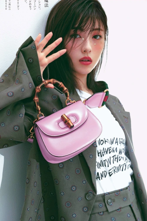Minami Hamabe 浜辺美波, Sweet Magazine 2022.01