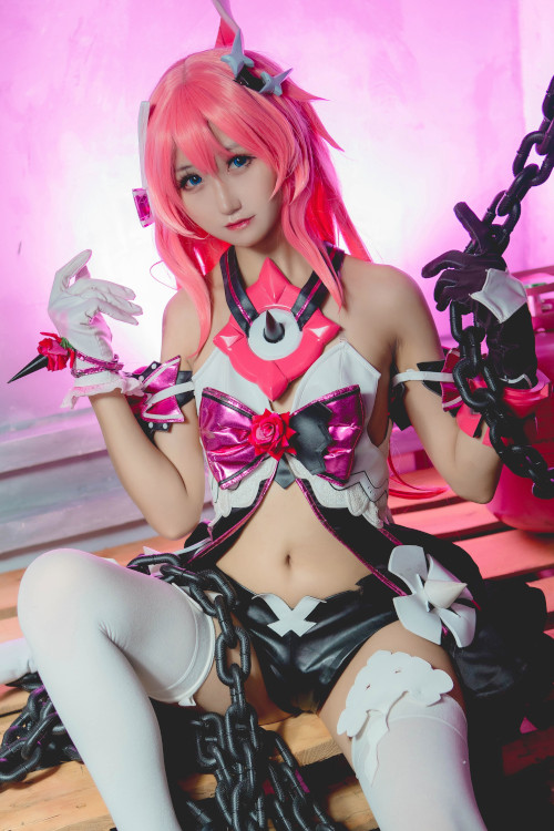 Cosplay KuukoW クー子 Rosalia-Honkai Impact